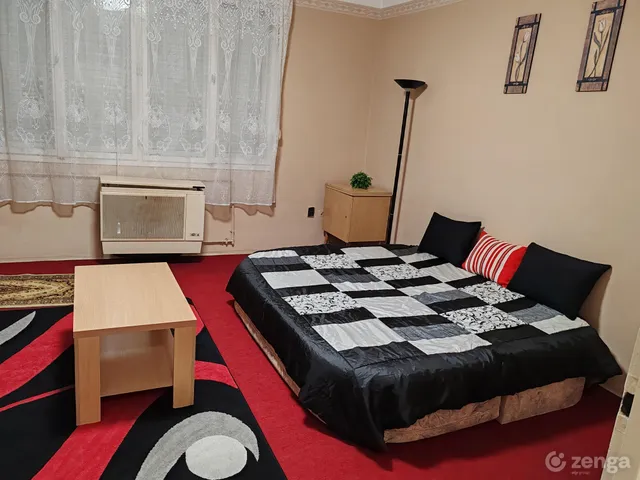 Kiadó lakás Szolnok 30 nm