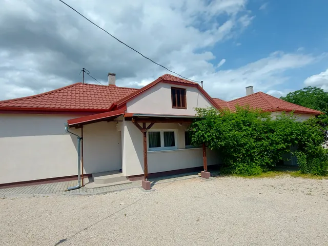Eladó ház Keszthely, Kertváros 82 nm