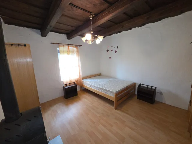 Eladó ház Hollád 90 nm