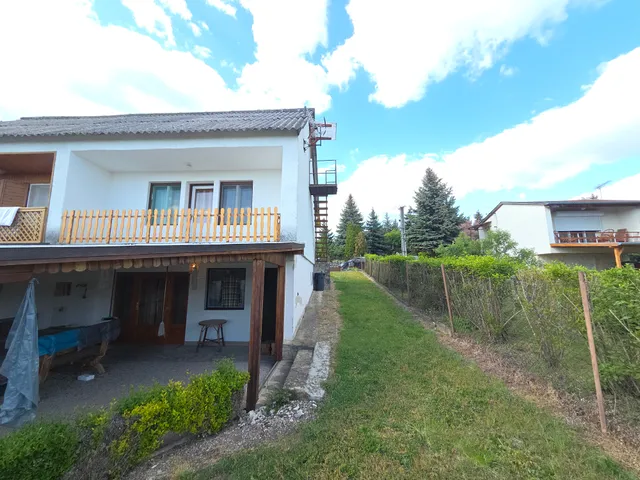 Eladó nyaraló Vonyarcvashegy 50 nm