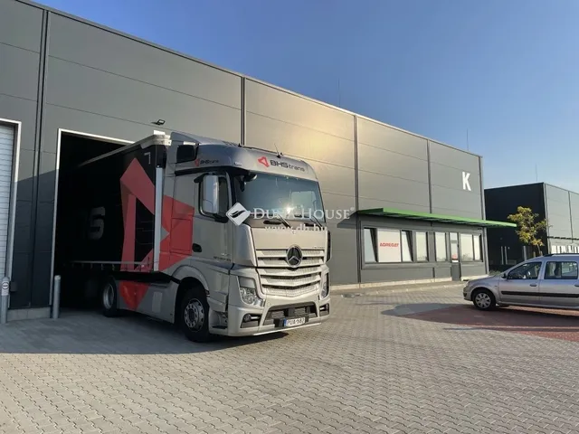 Kiadó kereskedelmi és ipari ingatlan Székesfehérvár 2098 nm
