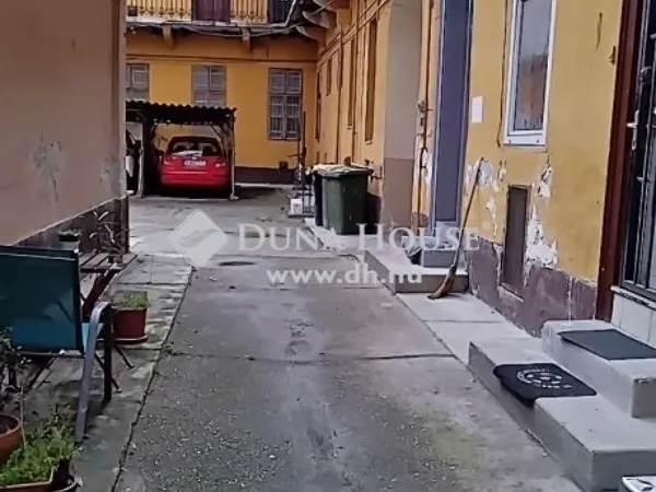 Eladó lakás Budapest VIII. kerület 68 nm