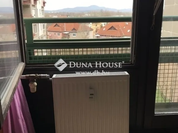 Eladó lakás Budapest IV. kerület 65 nm