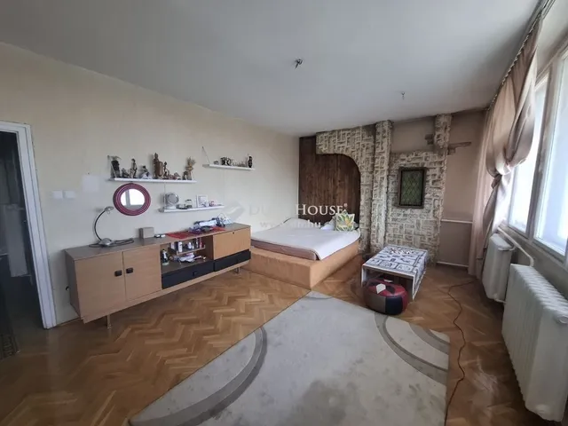 Eladó lakás Budapest II. kerület 70 nm