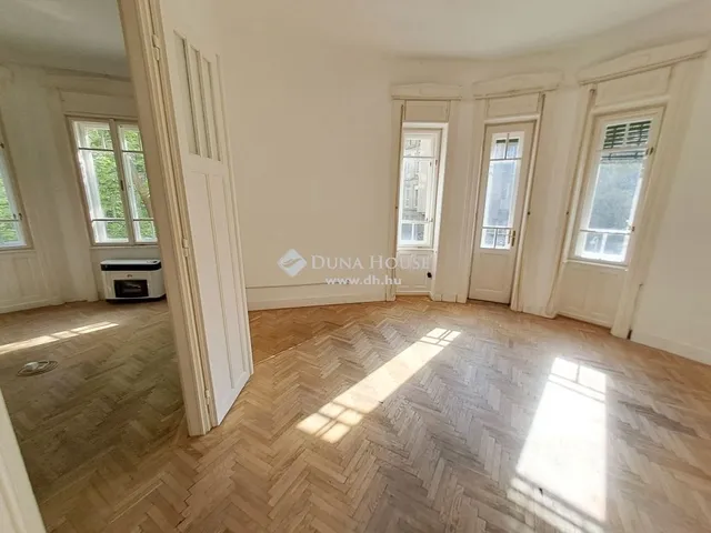 Eladó lakás Budapest II. kerület 63 nm