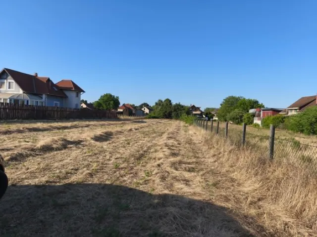Eladó telek Vecsés, Falu 2576 nm
