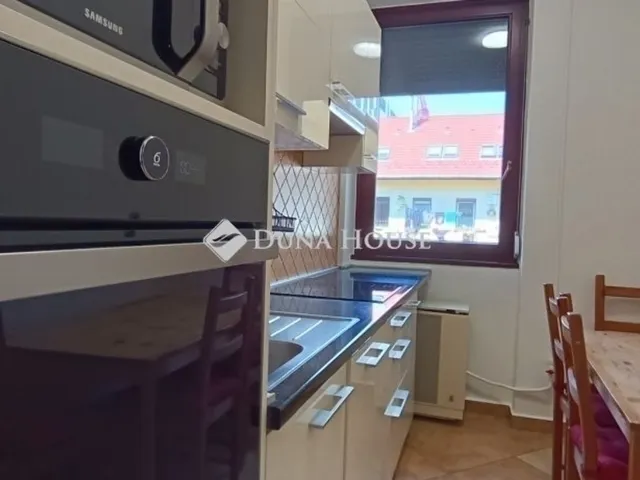 Eladó lakás Budapest XIII. kerület 85 nm