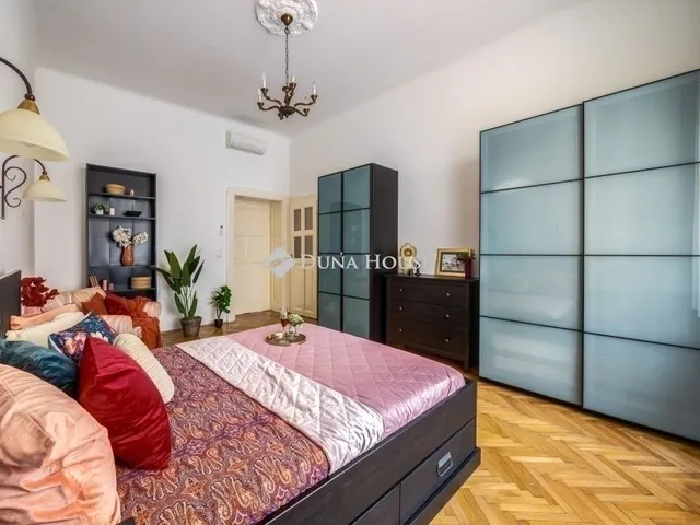 Eladó lakás Budapest XIII. kerület 117 nm