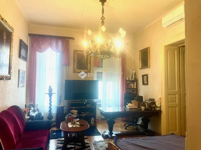 Eladó lakás Budapest VIII. kerület 76 nm