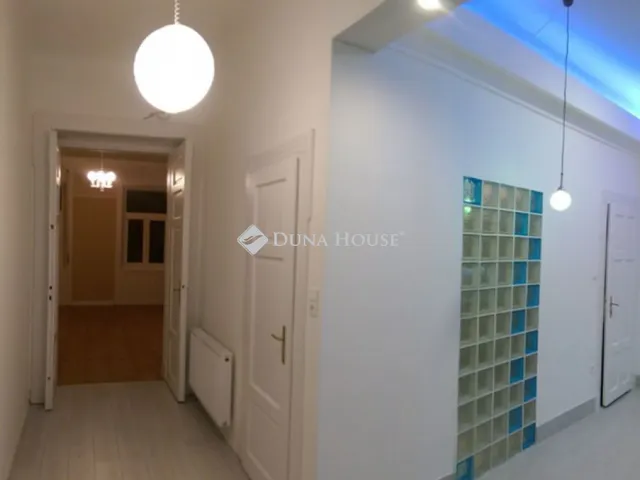 Eladó lakás Budapest XIII. kerület 100 nm