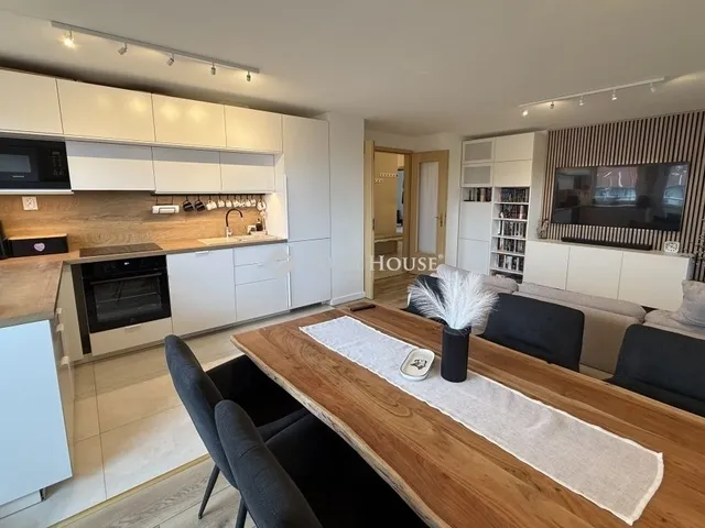 Eladó lakás Dunakeszi 89 nm