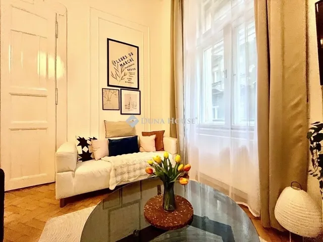 Eladó lakás Budapest VI. kerület 102 nm