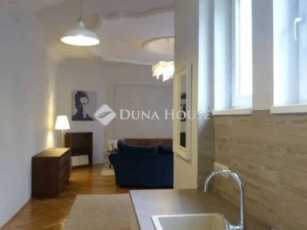 Eladó lakás Budapest II. kerület 72 nm