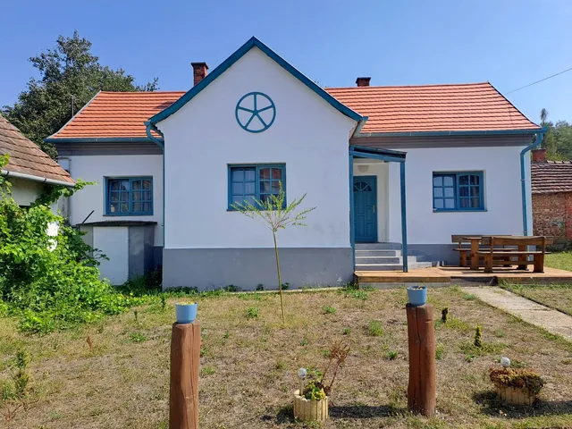 Eladó ház Hegyhátszentjakab 294 nm