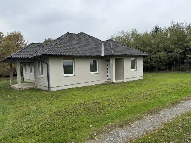 Eladó ház Hegyhátszentmárton 156 nm