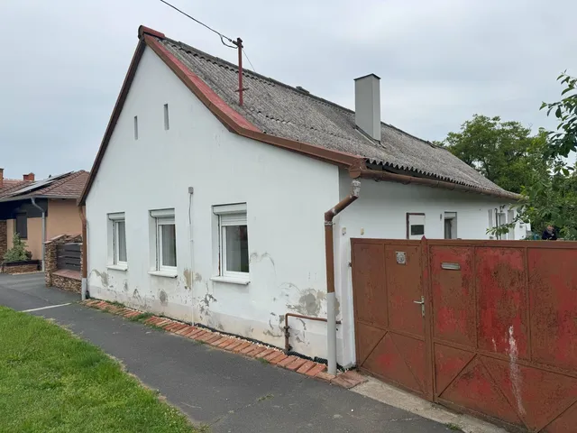 Eladó ház Ikervár 95 nm