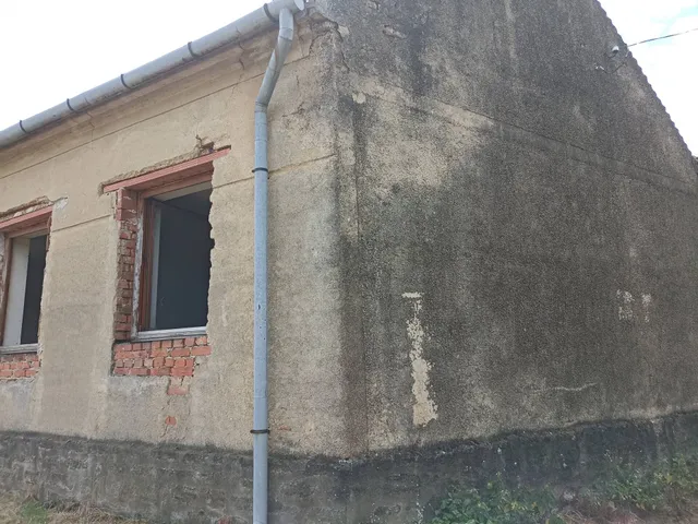 Eladó ház Pecöl 102 nm