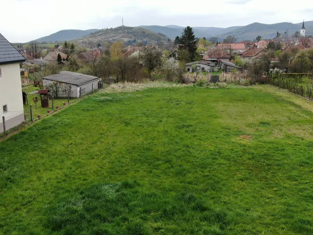 Eladó telek Erdőbénye, Dombi Sámuel utca 17 843 nm