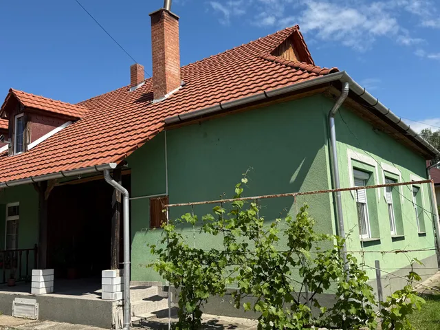Eladó ház Edelény 185 nm