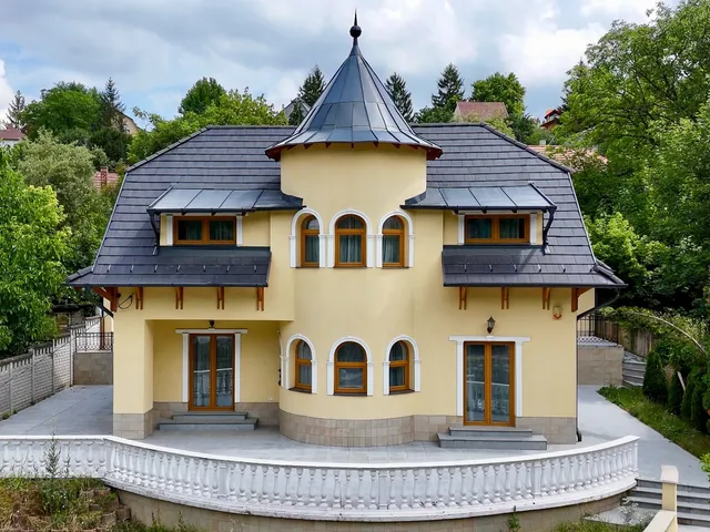 Eladó ház Miskolc, Miskolctapolca 193 nm