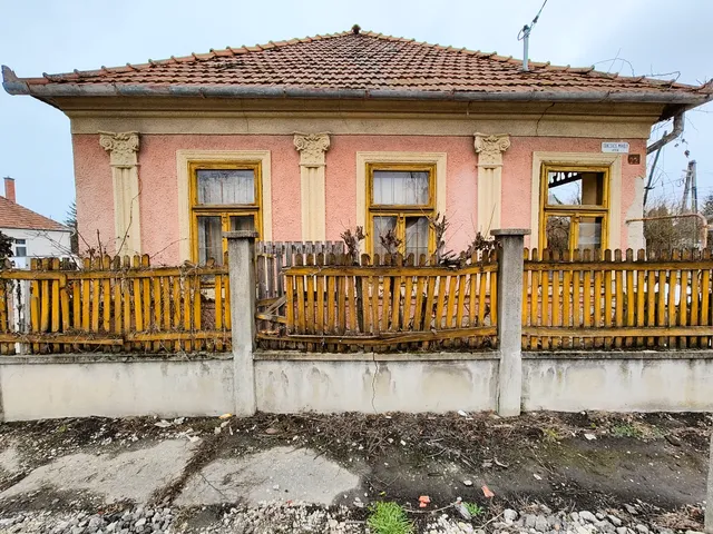 Eladó ház Kazincbarcika, Felsőbarcika 144 nm