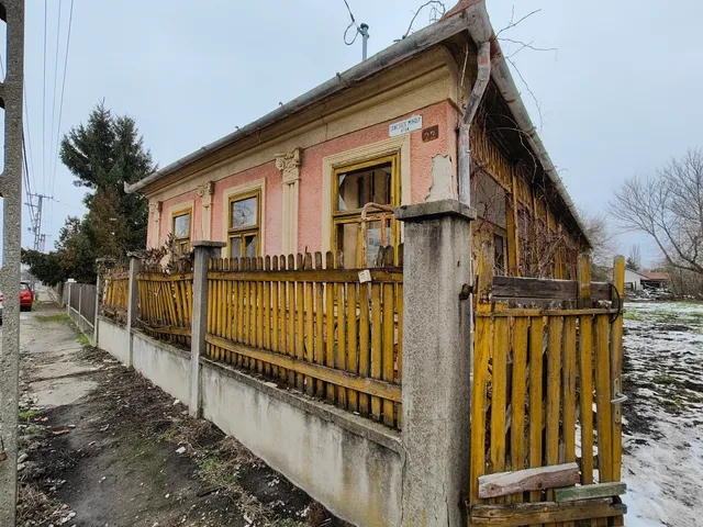 Eladó ház Kazincbarcika, Felsőbarcika, Táncsics Mihály utca 144 nm