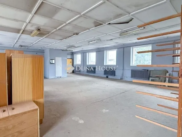 Kiadó kereskedelmi és ipari ingatlan Miskolc 453 nm