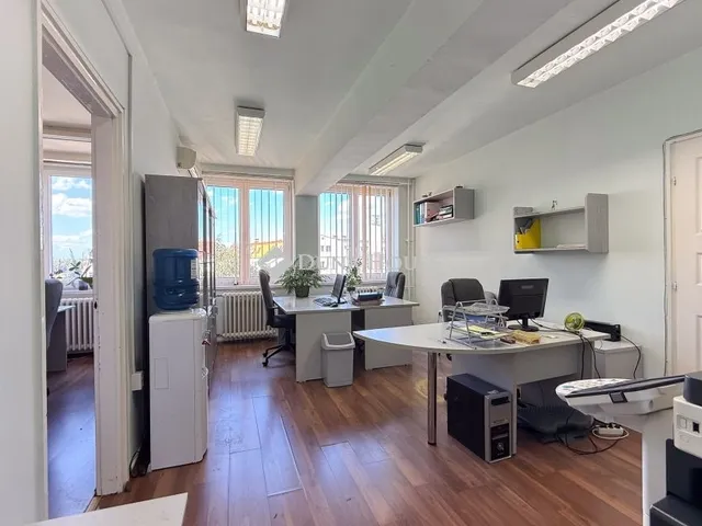 Eladó kereskedelmi és ipari ingatlan Miskolc 75 nm