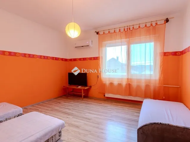 Eladó ház Cserépfalu 184 nm