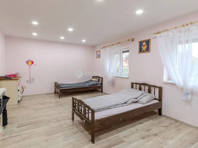 Eladó ház Cserépfalu 143 nm