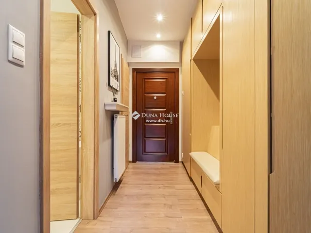 Eladó lakás Budapest III. kerület 138 nm