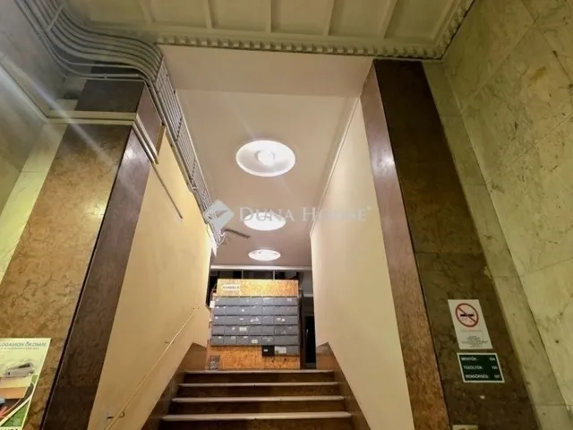 Eladó lakás Budapest II. kerület 42 nm