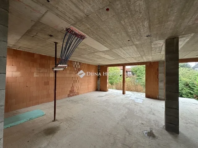 Eladó lakás Törökbálint 157 nm