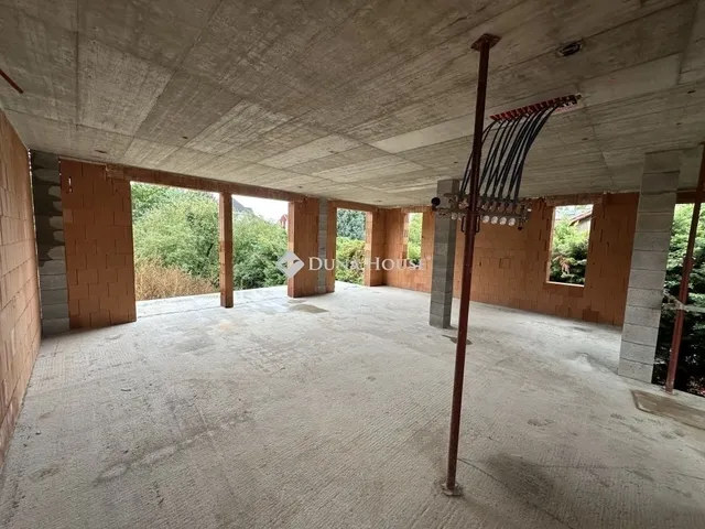 Eladó lakás Törökbálint 157 nm