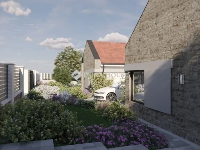 Eladó lakás Törökbálint 157 nm