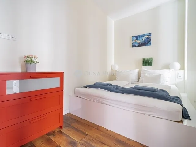 Eladó lakás Budapest VI. kerület 137 nm