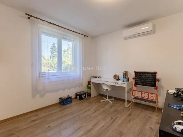 Eladó ház Erdőkertes 127 nm