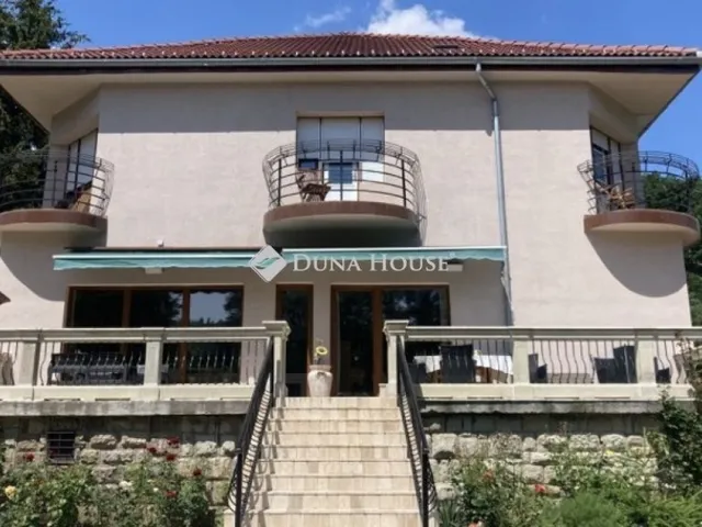 Eladó ház Parád 376 nm