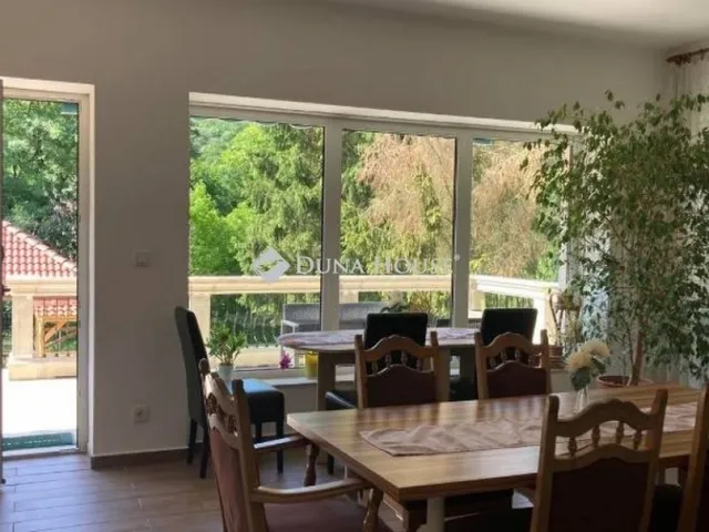 Eladó ház Parád 376 nm