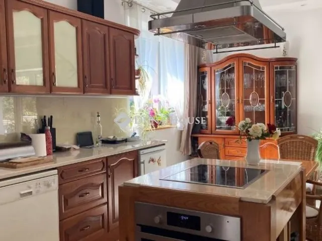 Eladó ház Parád 376 nm