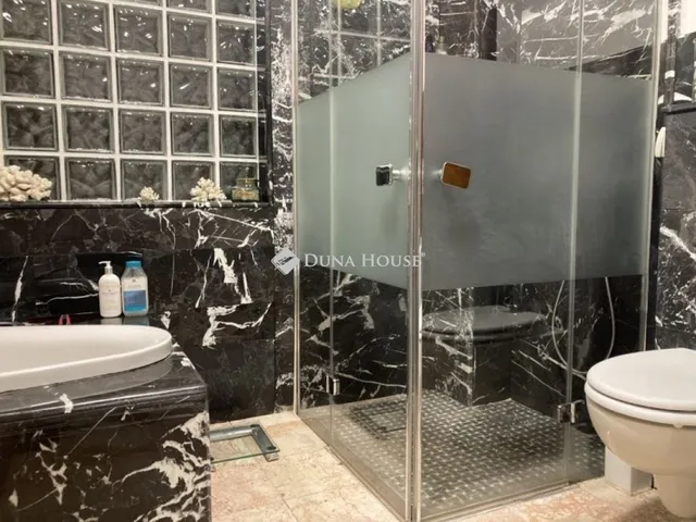 Eladó ház Parád 376 nm