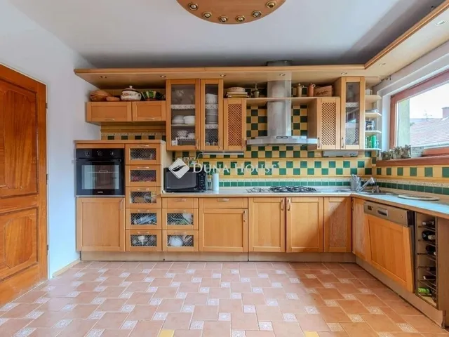 Eladó ház Miskolc 200 nm