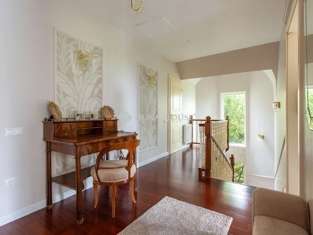 Eladó ház Budapest II. kerület 270 nm