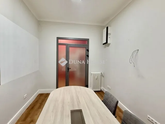 Kiadó kereskedelmi és ipari ingatlan Budapest XIII. kerület 59 nm