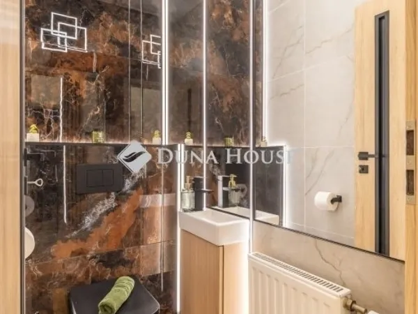 Eladó lakás Budapest XIII. kerület 77 nm