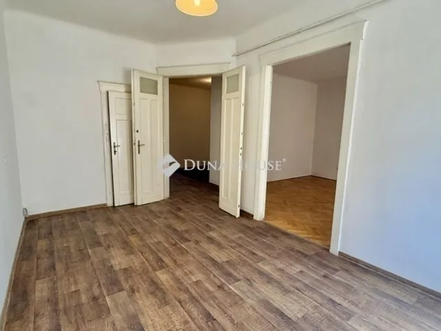 Eladó lakás Budapest XIII. kerület 70 nm