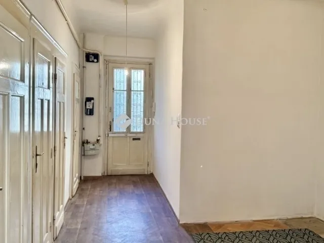 Eladó lakás Budapest XIII. kerület 70 nm