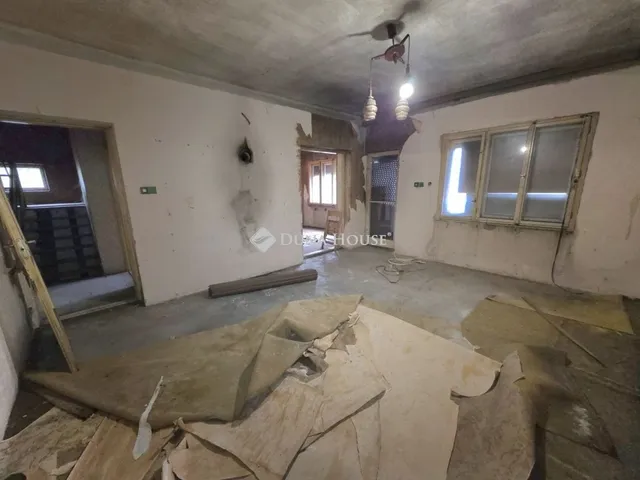 Eladó ház Hejőkeresztúr 146 nm