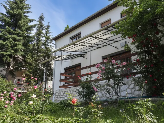 Eladó ház Miskolc, Miskolctapolca 203 nm