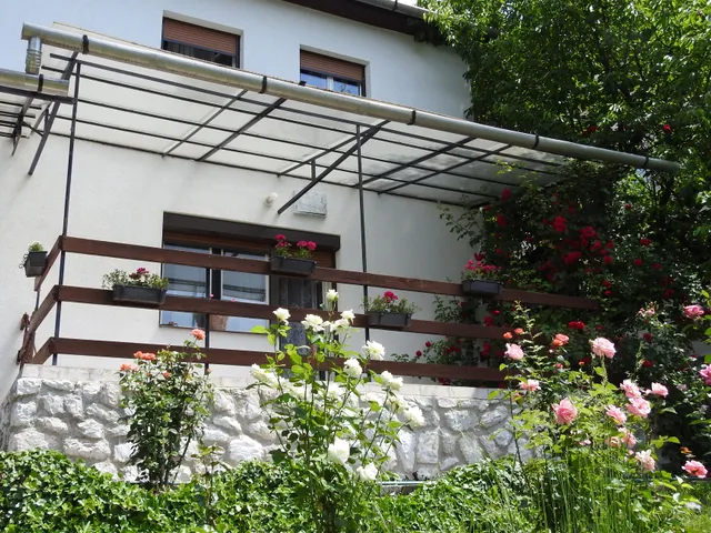 Eladó ház Miskolc, Miskolctapolca 203 nm